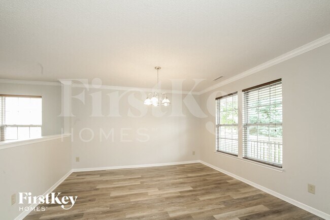 Building Photo - 10064 Split Rock Way
