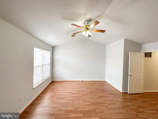 Building Photo - 20910 Butterwood Falls Terrace
