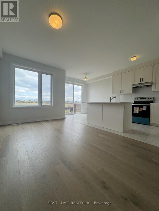 Building Photo - 210 Sandels Ave