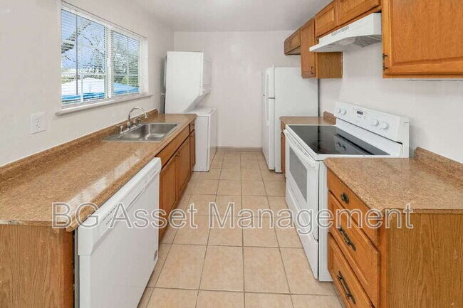 Foto del edificio - 1650 Barrus Ave