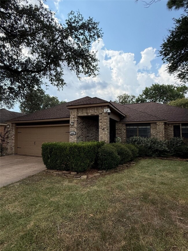 Foto del edificio - 1042 Cascade Creek Dr