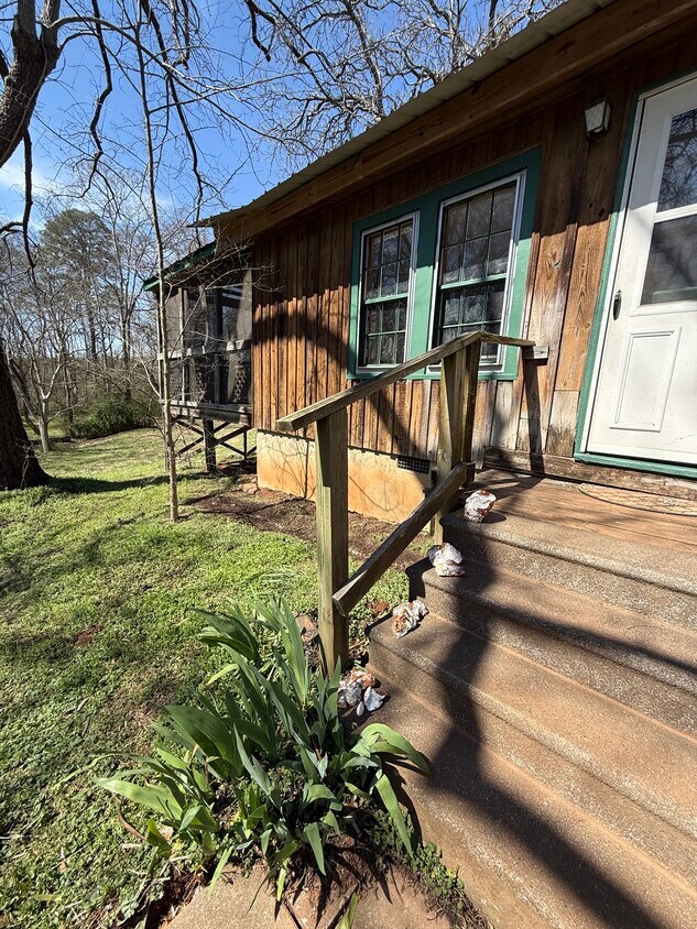 Foto del edificio - 130 Old Goldston Rd