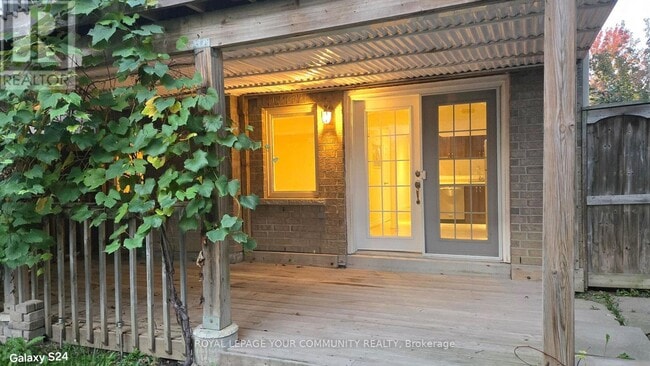 Building Photo - 20 Seiffer Crescent