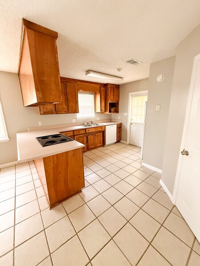 Foto del edificio - 3944 Heatherwoods Dr