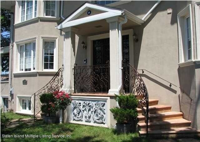 Foto del edificio - 239 Bradley Ave