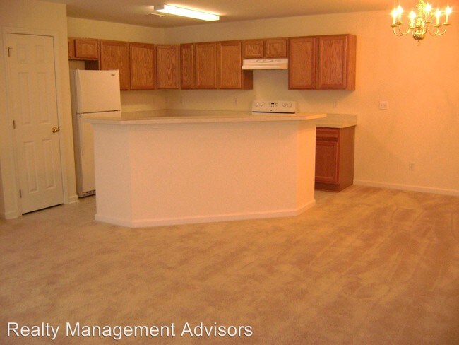 Building Photo - 3 br, 2.5 bath House - 210 Dillard Mill Dr