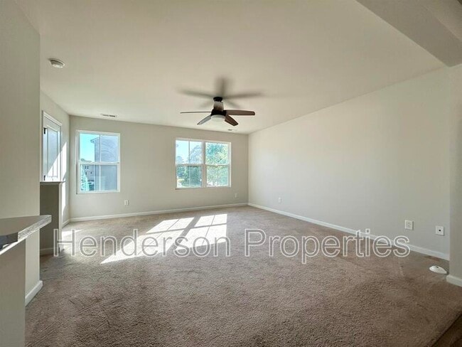 Foto del edificio - 724 Dillon Wy