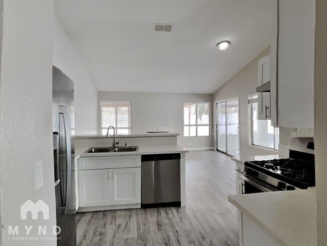 Building Photo - 5681 Odessa Dr