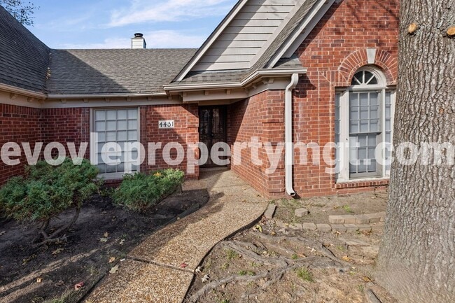 Photo - 4431 Boone Manor Dr House