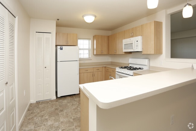 1HAB, 1BA -852 ft² - Tracy Creek Apartment Homes