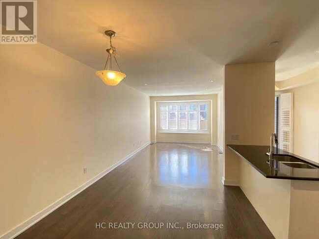 Building Photo - 77 Denarius Cresent