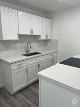 Building Photo - 132 E Central Blvd