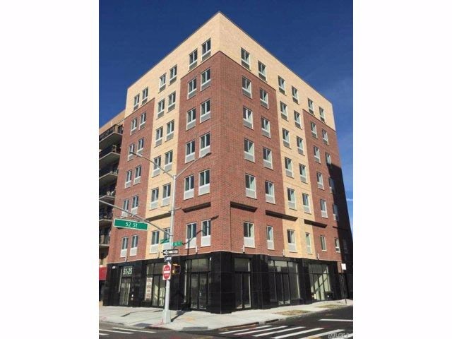 Foto principal - 51-25 Queens Blvd