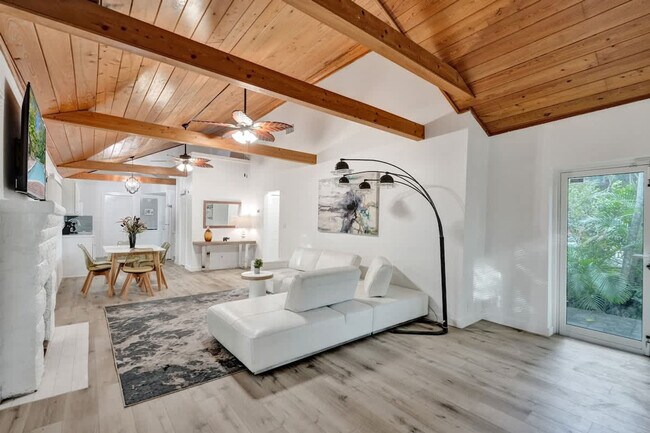 Foto del edificio - 1115 SW 4th St