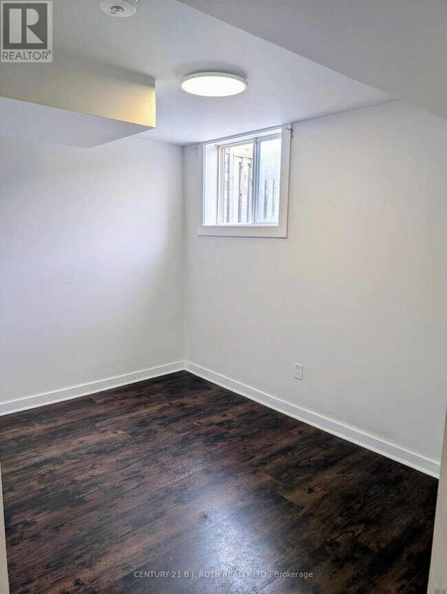 Building Photo - 48 Cassandra Dr
