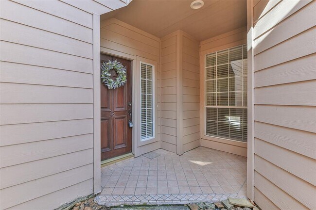 Building Photo - 43 Alderon Woods Pl