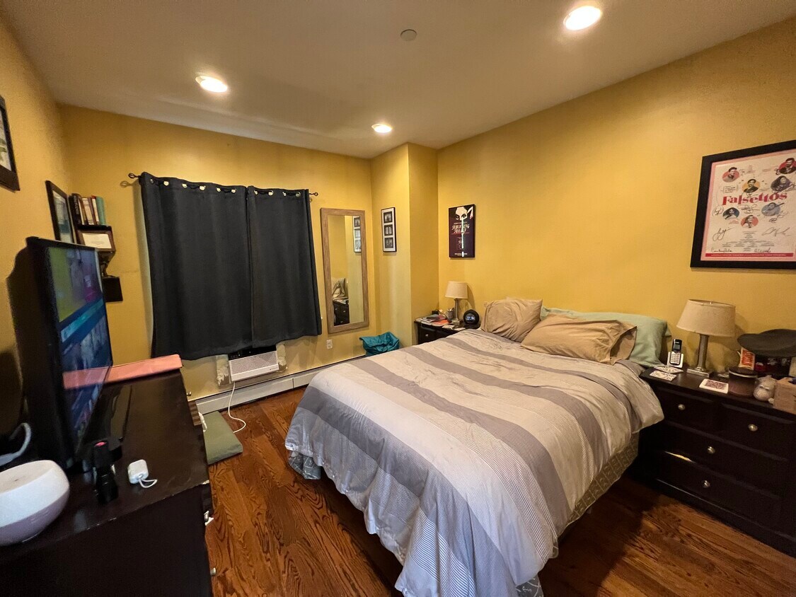 2135 Steinway St Unit 2, Astoria, NY 11105 Apartments 2135 Steinway