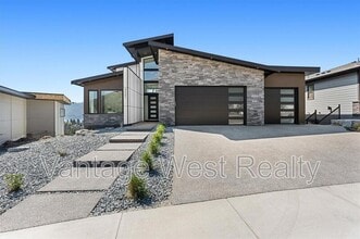 Building Photo - 2507 Pinnacle Rdg Dr