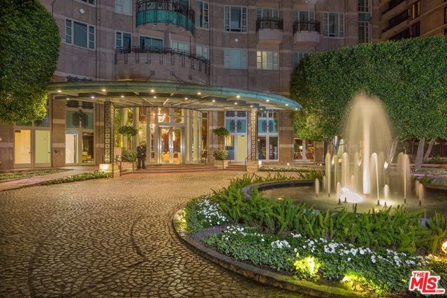 Foto del edificio - 10580 Wilshire Blvd