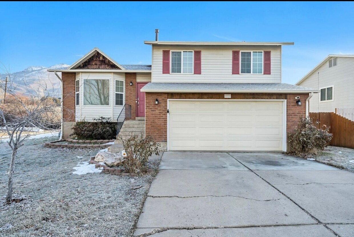 Foto principal - Beautiful home in South Ogden near Weber S...