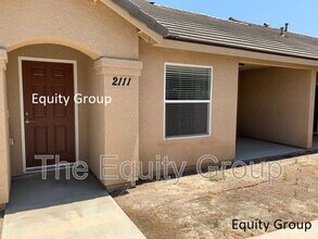 Building Photo - 2111 Bella Oaks Dr