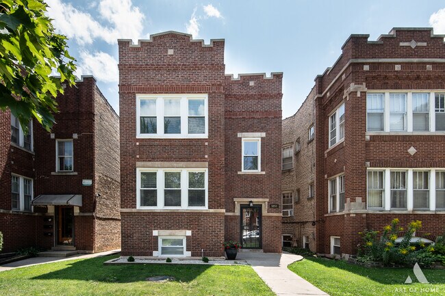 Building Photo - 5253 W Agatite Ave