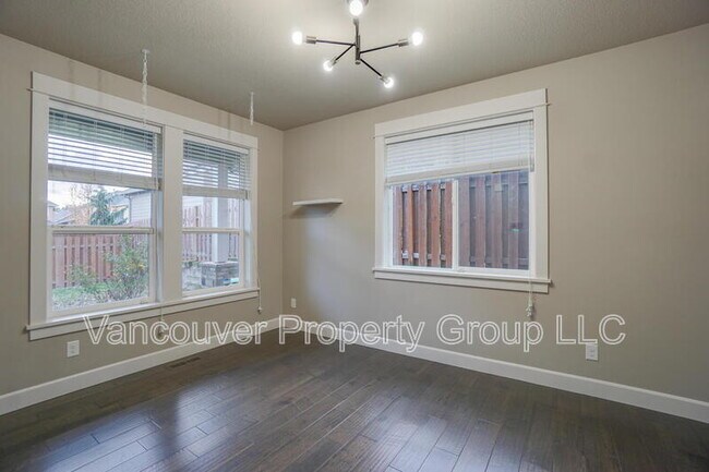 Building Photo - 3102 NE 171st St