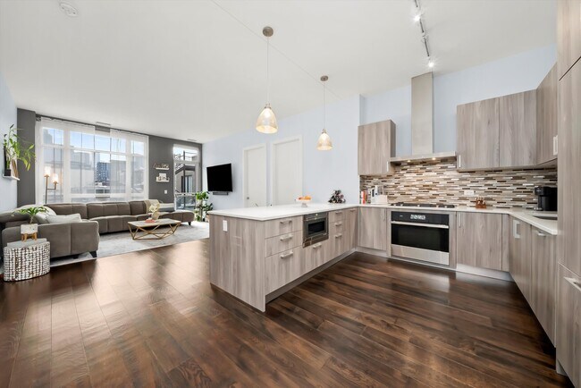 Foto del edificio - 367 W Locust St