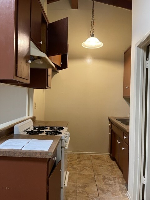 Kitchen - 7346 Ventura Canyon Ave
