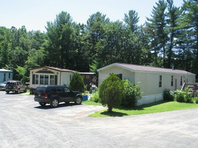 Building Photo - Widows Creek Mobile Home Park