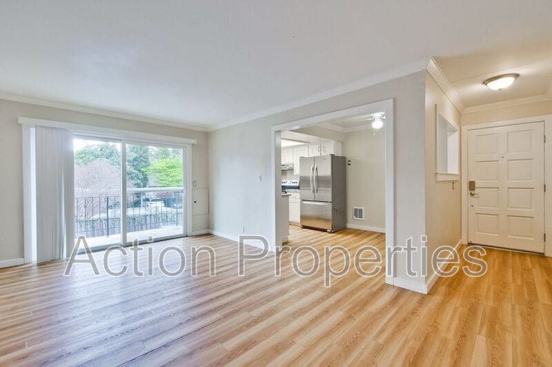 Primary Photo - 453 N Rengstorff Ave