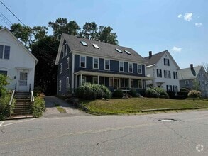 Building Photo - 15 Lehner St