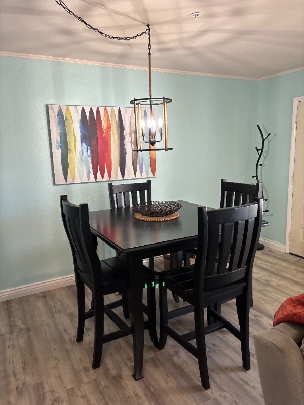 Foto del edificio - 1806 Swanson Ave