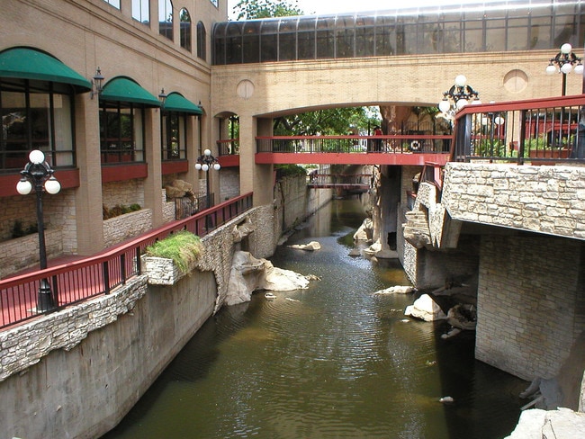 Interior Photo - Sabine on Fifth