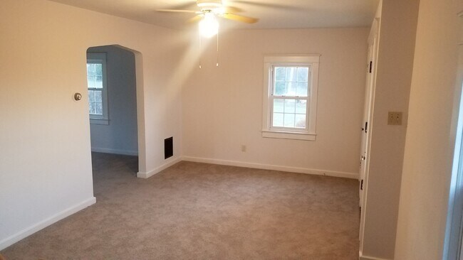 Foto del edificio - Single Family home in Central School District
