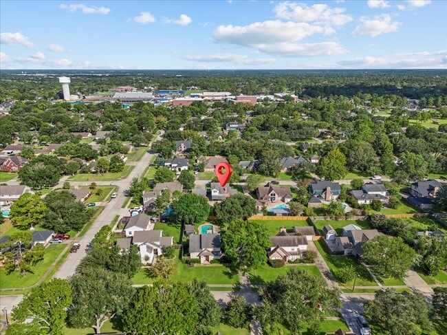 Foto del edificio - 1016 Glenshannon Ave