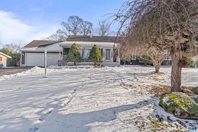 Building Photo - 75 Eureka Ave