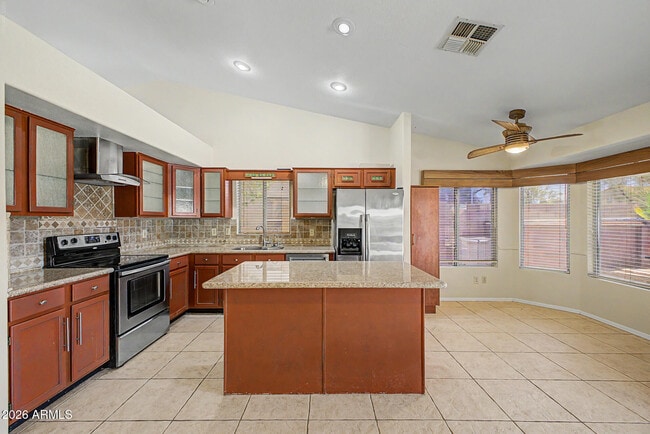 Building Photo - 1291 W Butler Dr