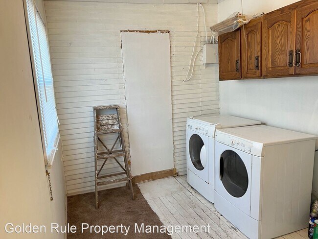 Foto del edificio - 2 br, 1 bath House - 17 E 13th