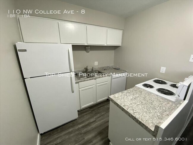 Building Photo - 110 NW College Ave