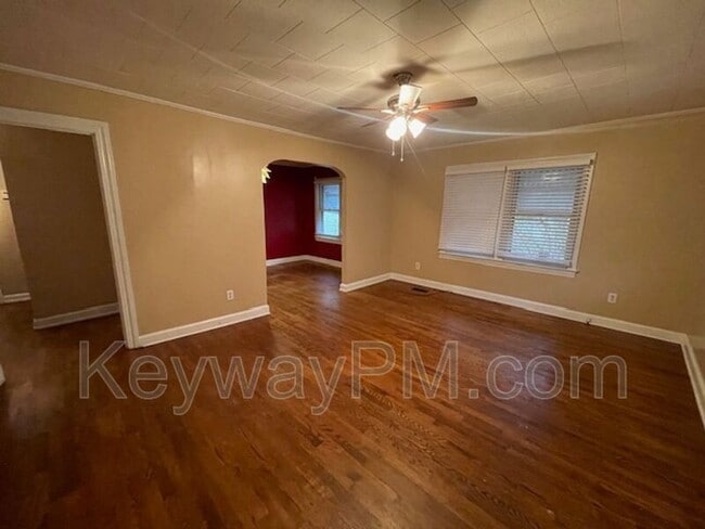 Building Photo - 3517 Trolley Line Rd