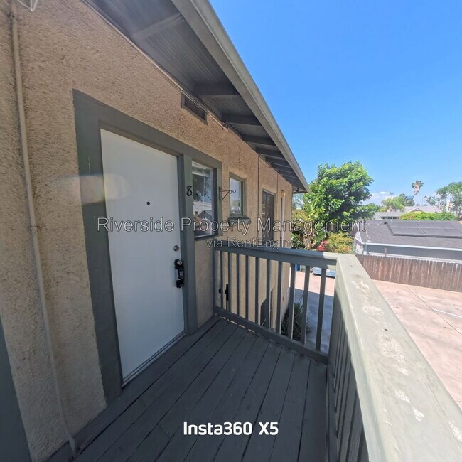Building Photo - 4566 Orange St
