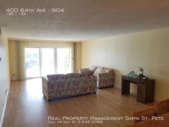 Building Photo - WATERFRONT CONDO ON ST PETE BEACH