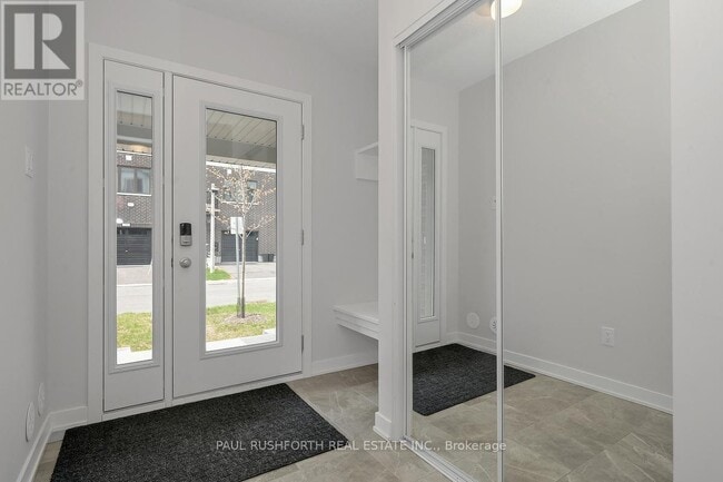 Building Photo - 799 Kinstead Private
