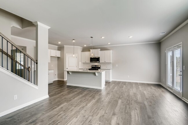 Foto del edificio - 250 Sweet Bay Ln