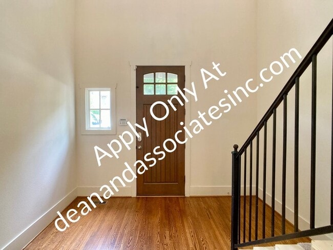 Building Photo - 2092 Eagle Ridge Dr