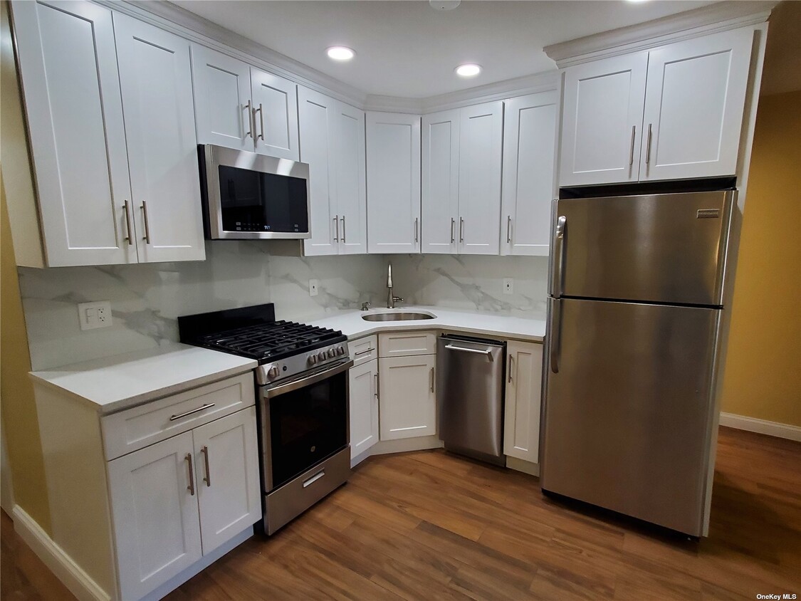Foto principal - 149-16 Cross Island Pkwy