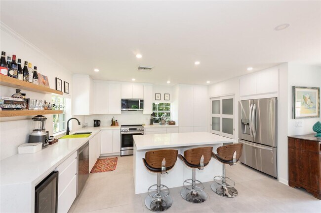 Foto del edificio - 6520 SW 76th St