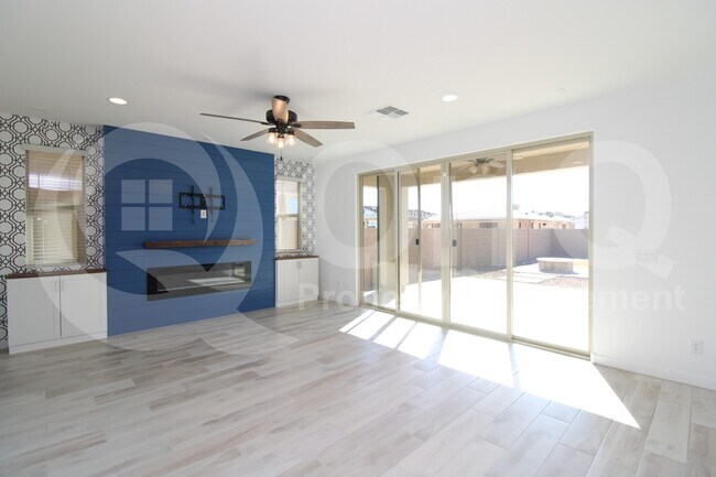Foto del edificio - 23055 E Stacey Rd
