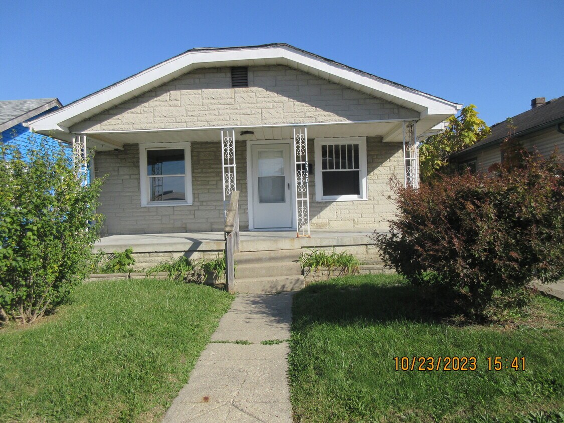 Primary Photo - 2730 Noble St